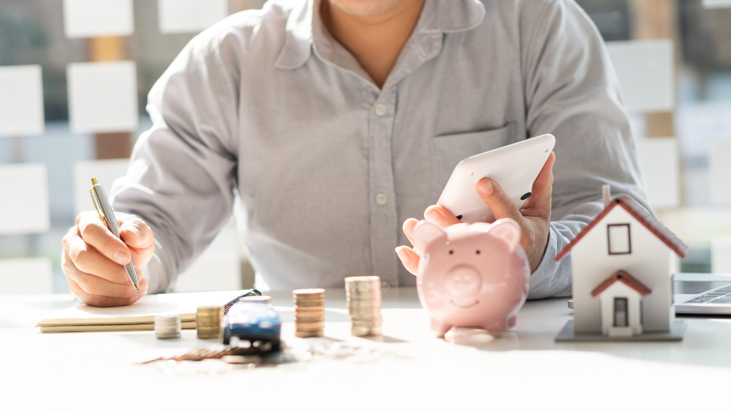 How Umbrella Workers Can Budget Smarter During Gaps Between Contracts